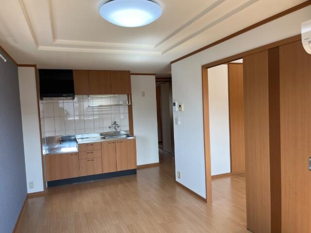 物件内観写真10　(LDK)