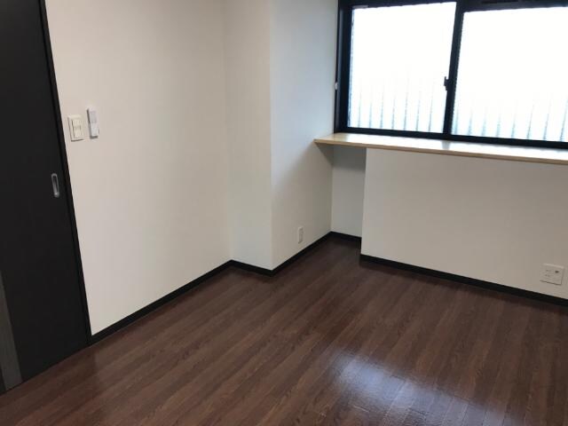 物件内観写真6　(洋室)