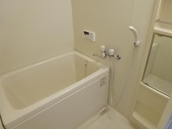 浴室(バス／シャワールーム等)