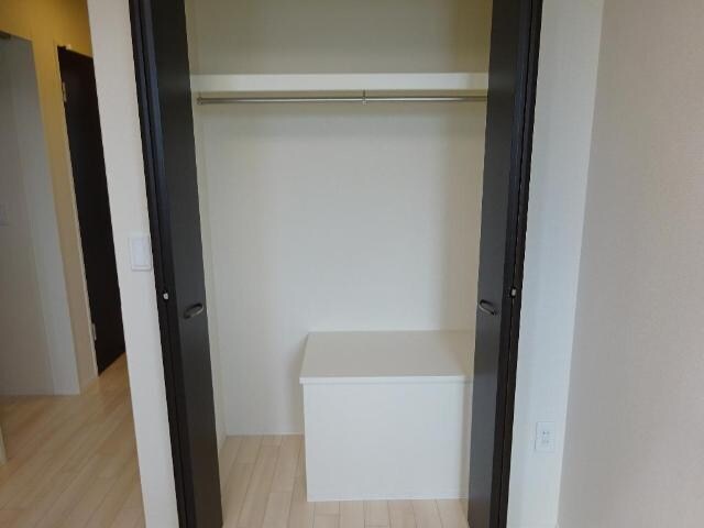 物件内観写真24　(クローゼット)