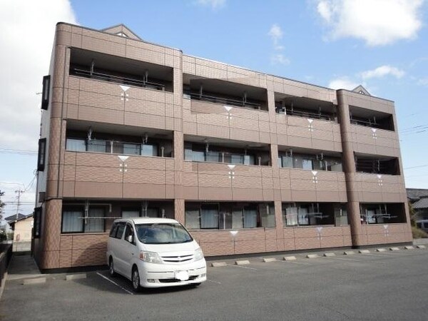 駐車場(外観写真（昼）)