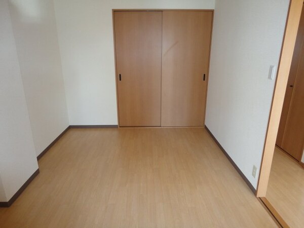 内装他(洋室（6.0帖）)