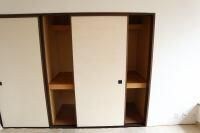 物件内観写真12　(南側和室収納)