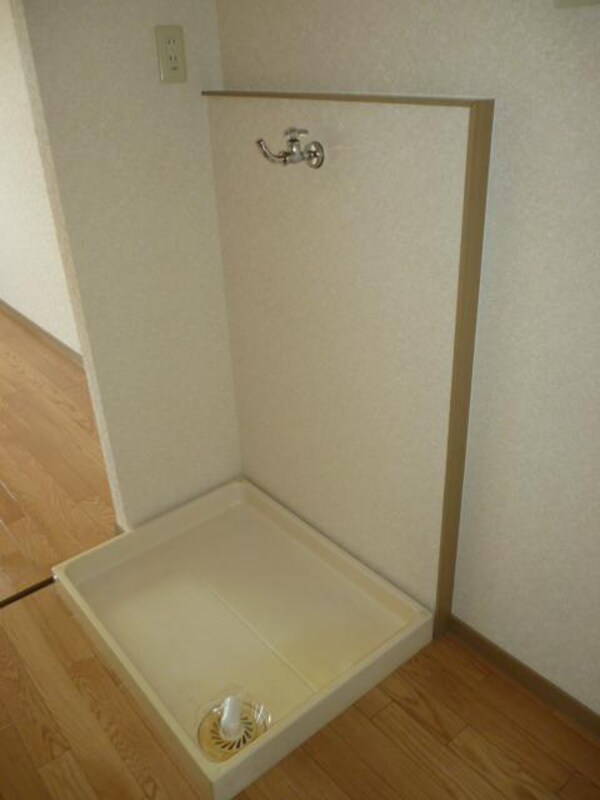 建物設備(洗濯機置場)