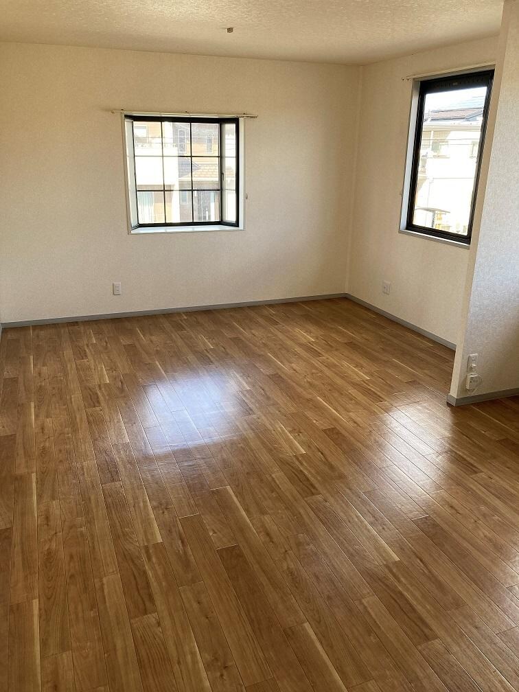 物件内観写真5　(LDK)