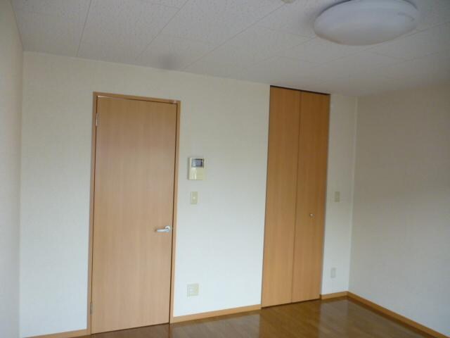 物件内観写真3　(洋室)