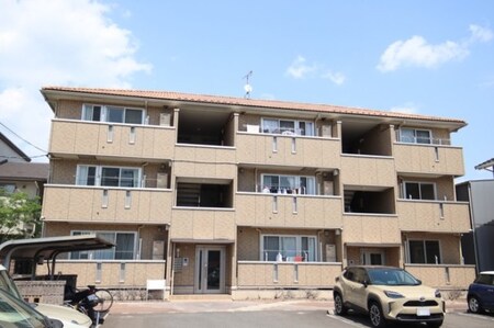 ジョリープレイスⅡ外観写真