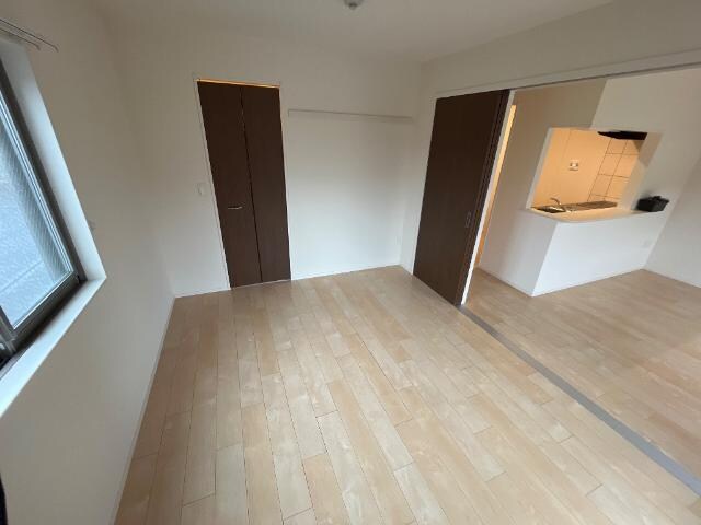 物件内観写真6　(洋室)