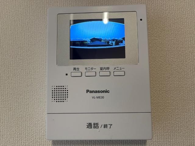 物件内観写真14　(カメラ付インターホン)