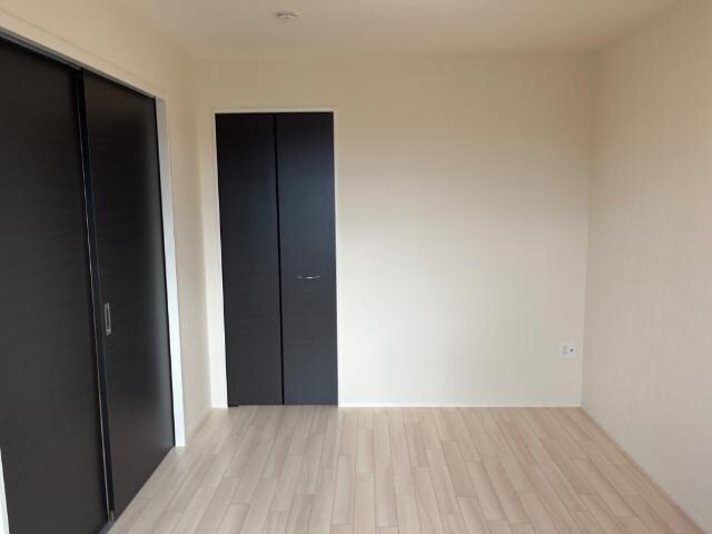 物件内観写真15　(洋室)