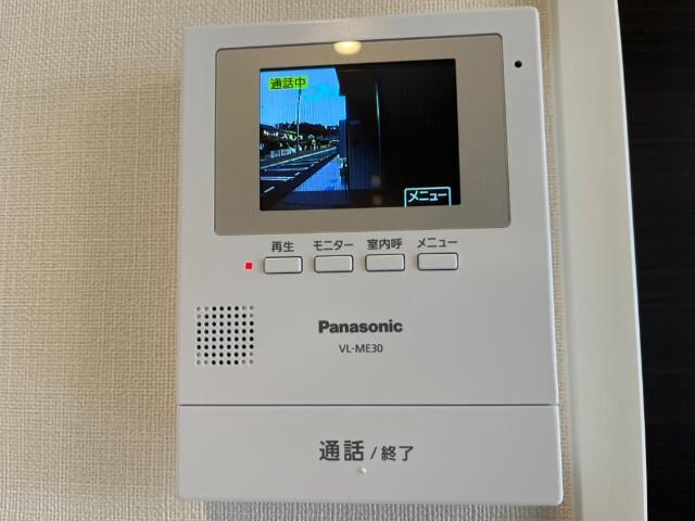 物件内観写真19　(カメラ付インターホン)