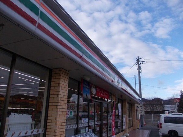 周辺環境(セブンイレブン加茂店まで850m)