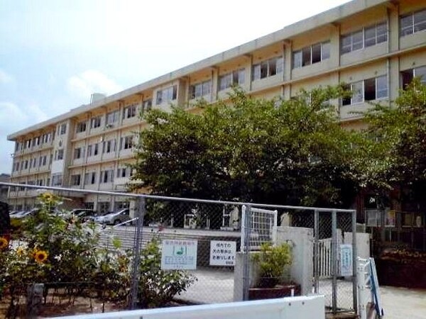 周辺環境(福山市立坪生小学校まで1300m)