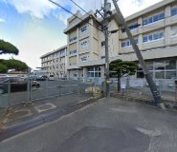 周辺環境(福山市立多治米小学校 911m)