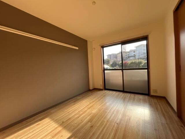 物件内観写真7　(洋室)