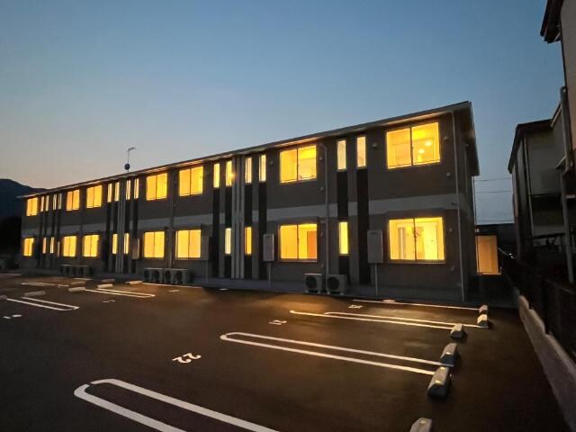 駐車場(外観写真（昼）)