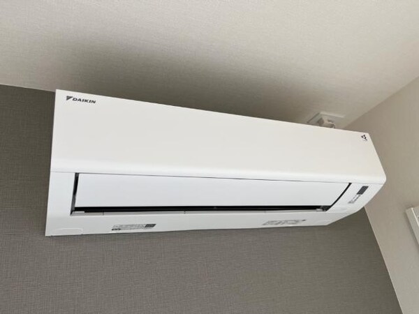 建物設備(エアコン)