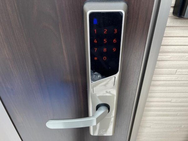 内装他(電子キー（イメージ）)