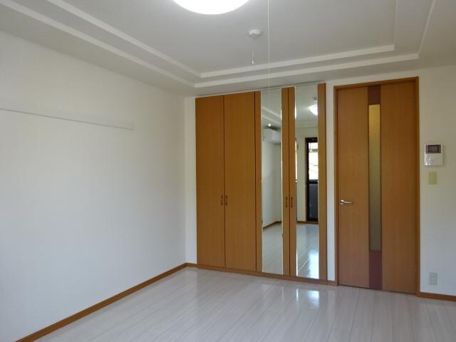 物件内観写真18　(洋室)