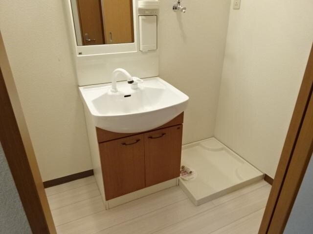 物件内観写真24　(脱衣所)