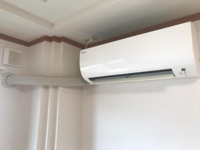 物件内観写真13　(エアコン)