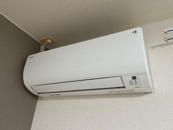 建物設備(エアコン)