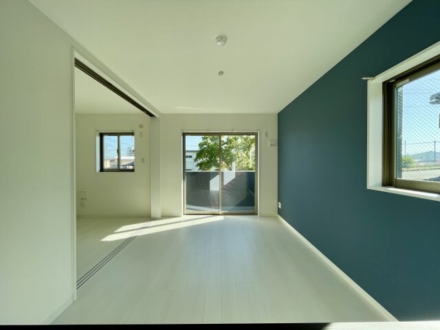 物件内観写真2　(※現況優先)