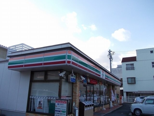 物件外観写真6　(セブンイレブンまで1000m)