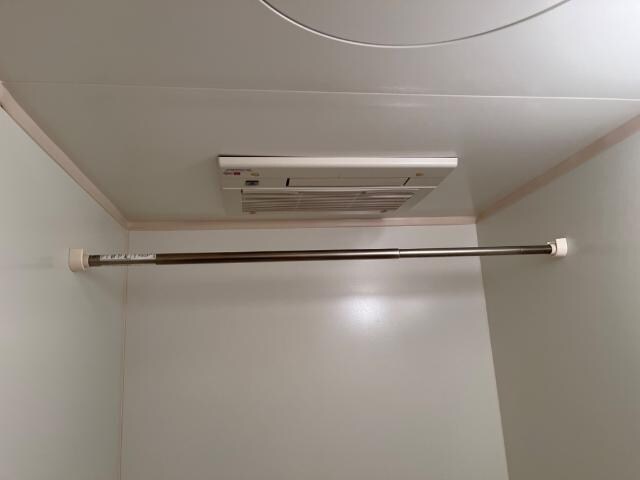 物件内観写真12　(浴室乾燥機)