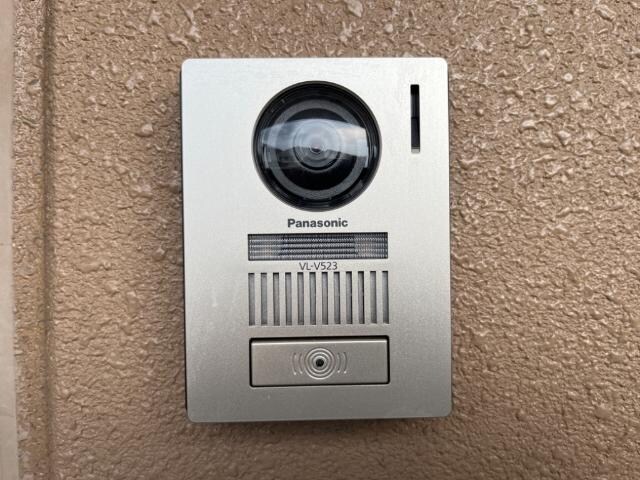物件内観写真14　(カメラ付インターホン)