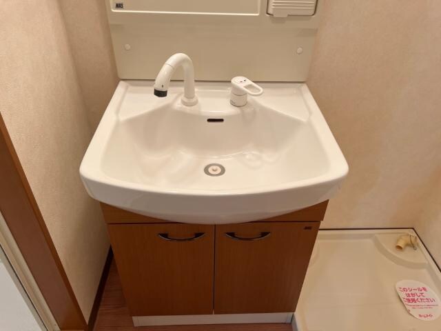 物件内観写真18　(洗髪洗面化粧台)