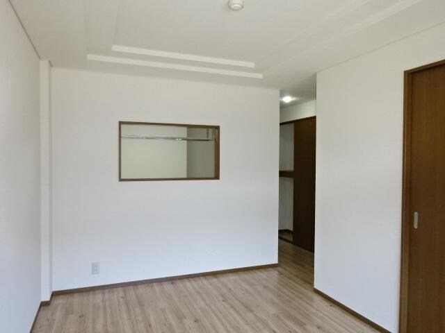 物件内観写真10　(リビング)