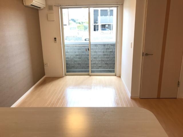 物件内観写真9　(リビング)