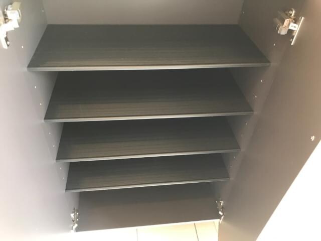 物件内観写真17　(下駄箱)