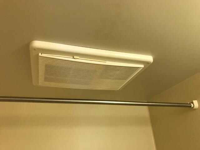 物件内観写真25　(浴室乾燥機)