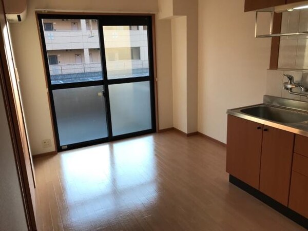 内装他(ダイニング)