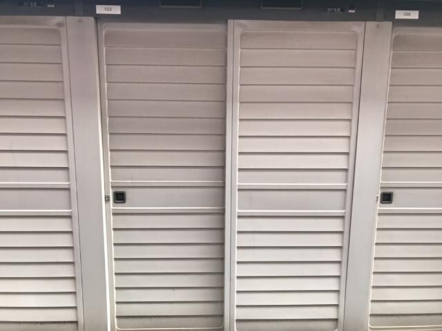 物件内観写真28　(室外物置)