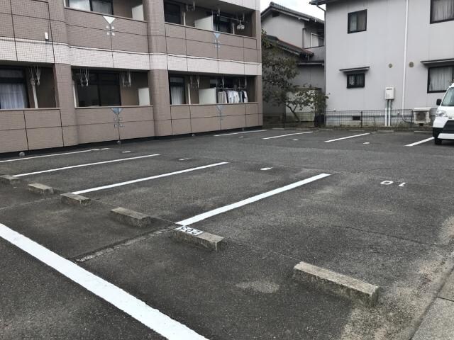 物件外観写真2　(外観写真（昼）)