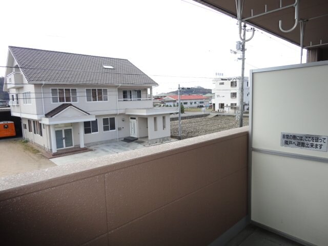 物件内観写真28　(ベランダ)