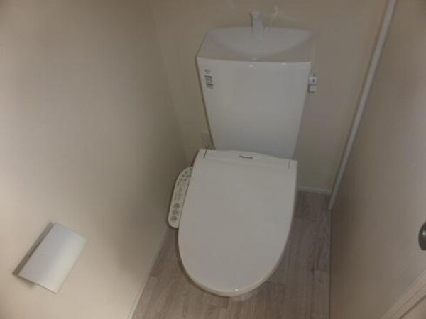 トイレ(トイレ)