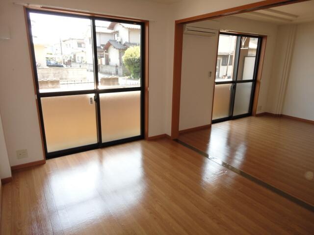 物件内観写真12　(洋室Ａ)