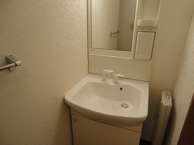 物件内観写真9　(洗髪洗面化粧台)