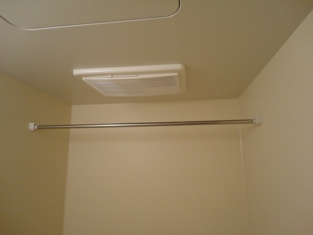 物件内観写真13　(浴室乾燥機)