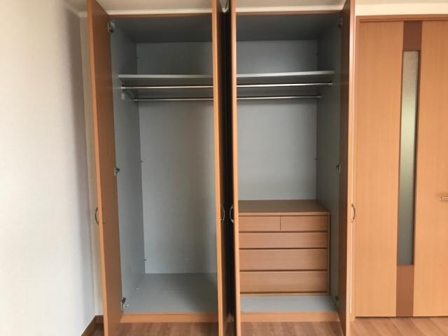 物件内観写真5　(クローゼット)