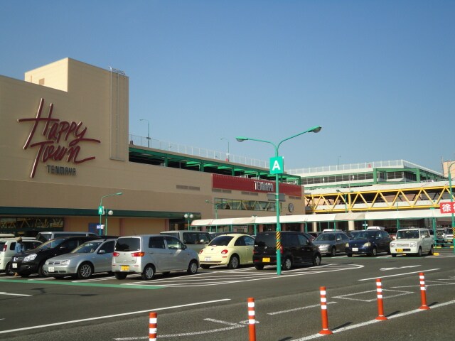 物件外観写真4　(ポートプラザ日化まで3,249ｍ)