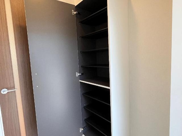 物件内観写真17　(下駄箱（イメージ）)