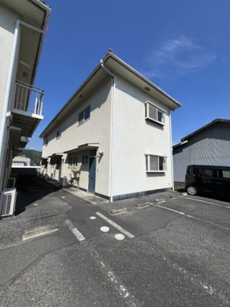 光ハイツ笹賀　B棟外観写真