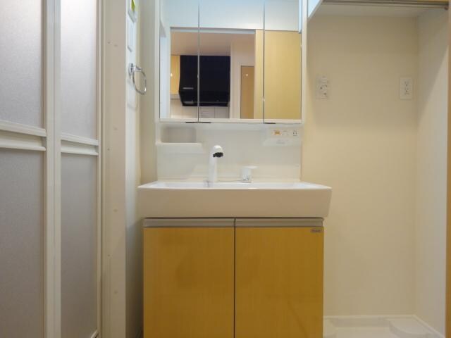 物件内観写真7　(洗髪洗面化粧台)