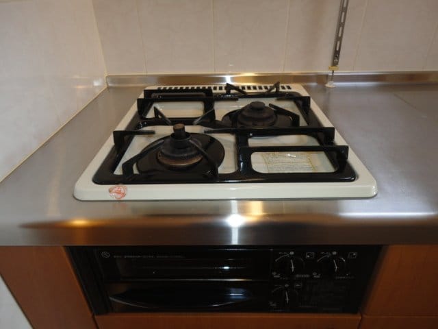 物件内観写真3　(2口ガスコンログリル付)