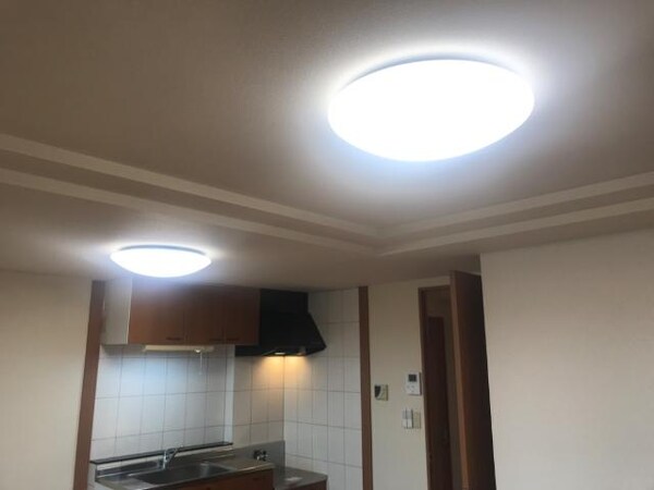 建物設備(リモコン付LED照明)